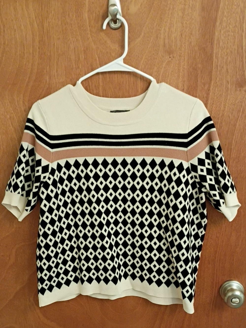 Adrianna Papell Cream, Black & Blush Diamond-Pattern Short-Sleeve Top